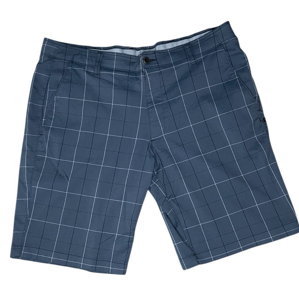 Under Armour Loose Fit Heat Gear Blue Plaid Golf Shorts-Men’s Size 40